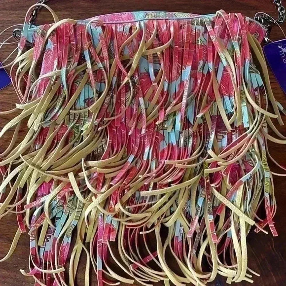 Madden girl  Mint Flora Handbag. - Picture 2 of 7